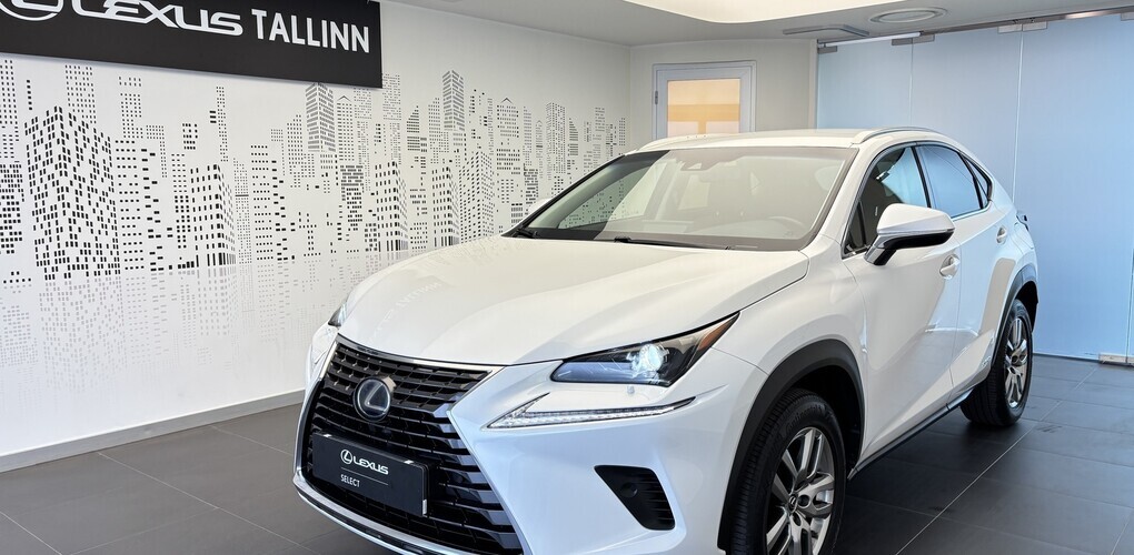 Lexus NX 300h Executive + 10.3