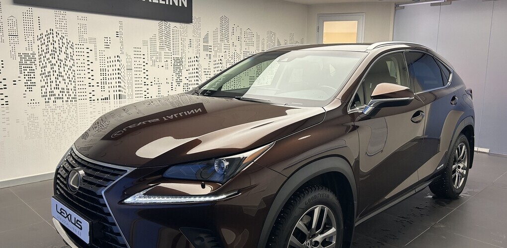 Lexus NX 300h Facelift Executive + 10.3