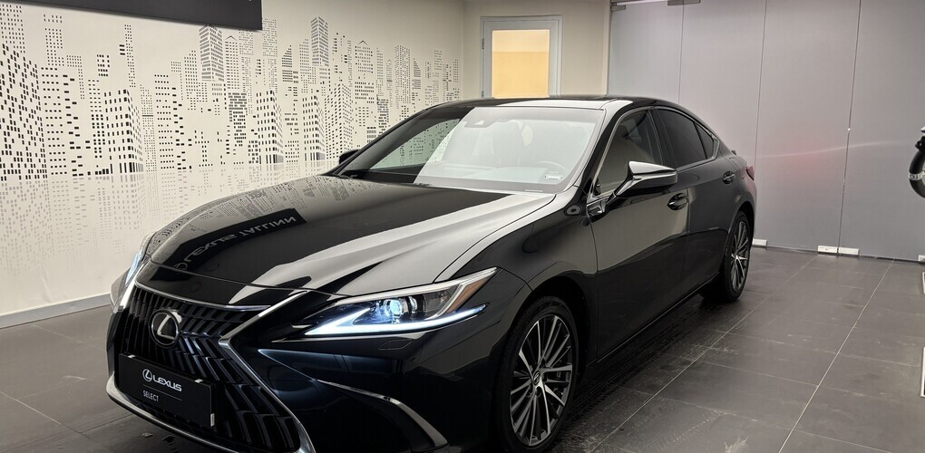 Lexus ES 300h Limited Edition