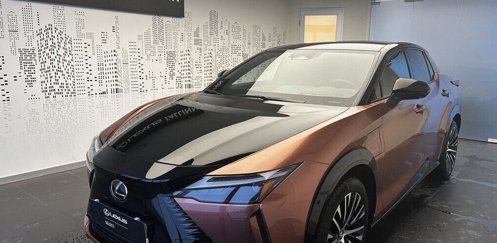 Lexus RZ 450e Luxury