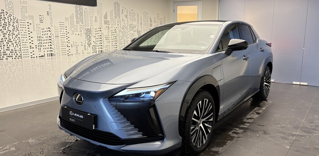 Lexus RZ 450e Luxury + Dimmable Panormaic Roof