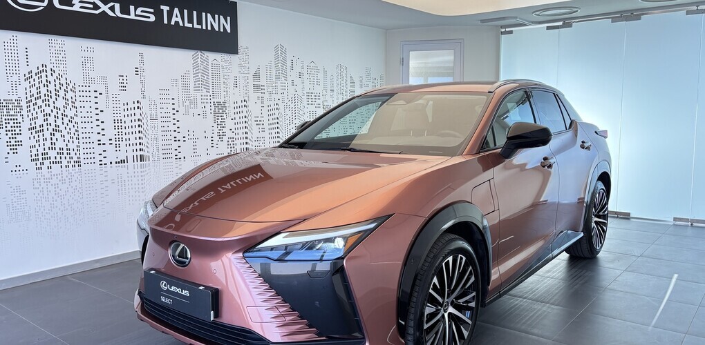 Lexus RZ 450e Luxury