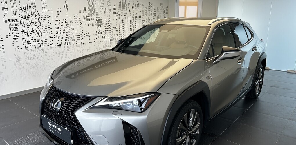 Lexus UX 300h F Sport Design