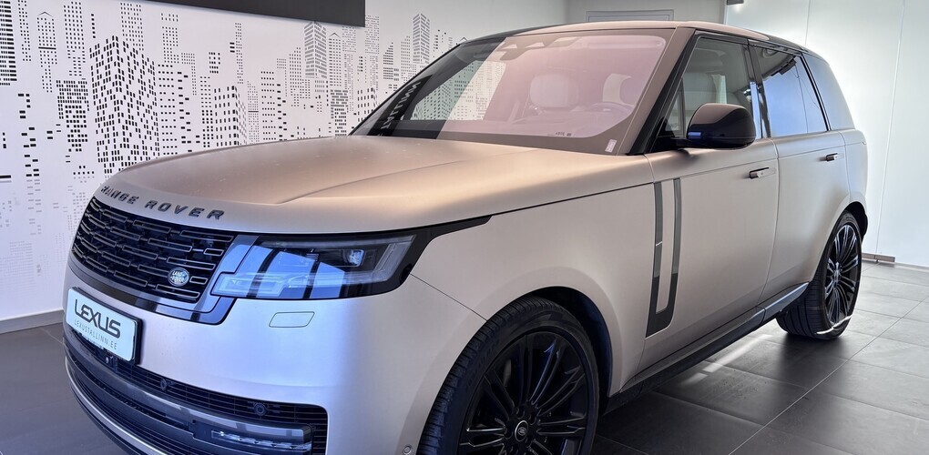 Land Rover Range Rover First Edition