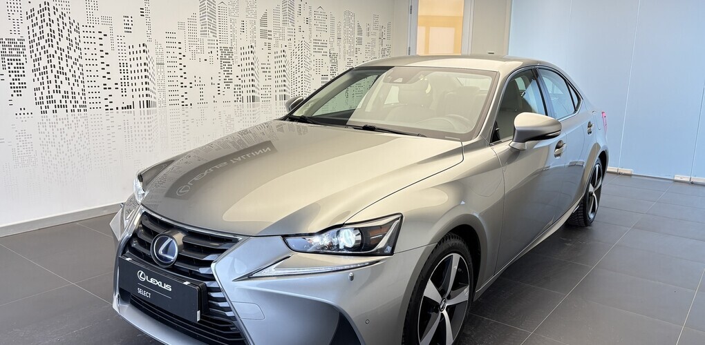 Lexus IS 300h Executive