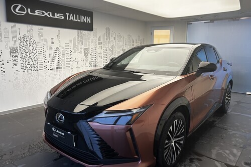 Lexus RZ 450e Luxury 132 kW