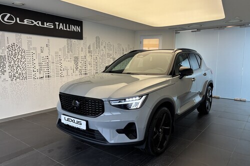 Volvo XC40 B4 petrol (197hj) Ultra Black Edition 2.0 145 kW