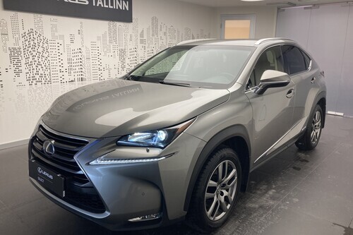 Lexus NX 300h Executive 2.5 114 kW